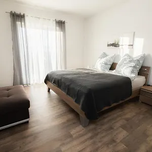 Bergäcker Apartment