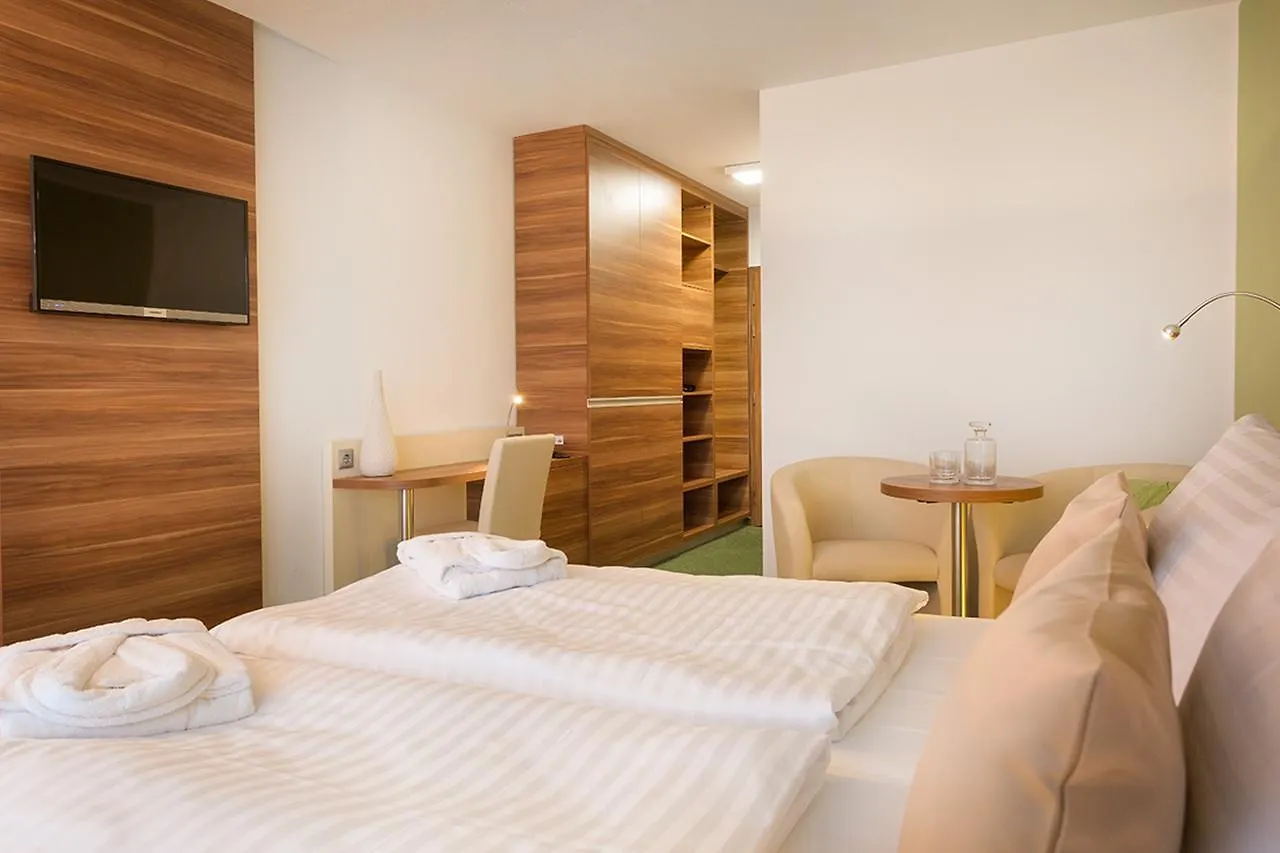 Kurhotel Pyramide Sibyllenbad Neualbenreuth